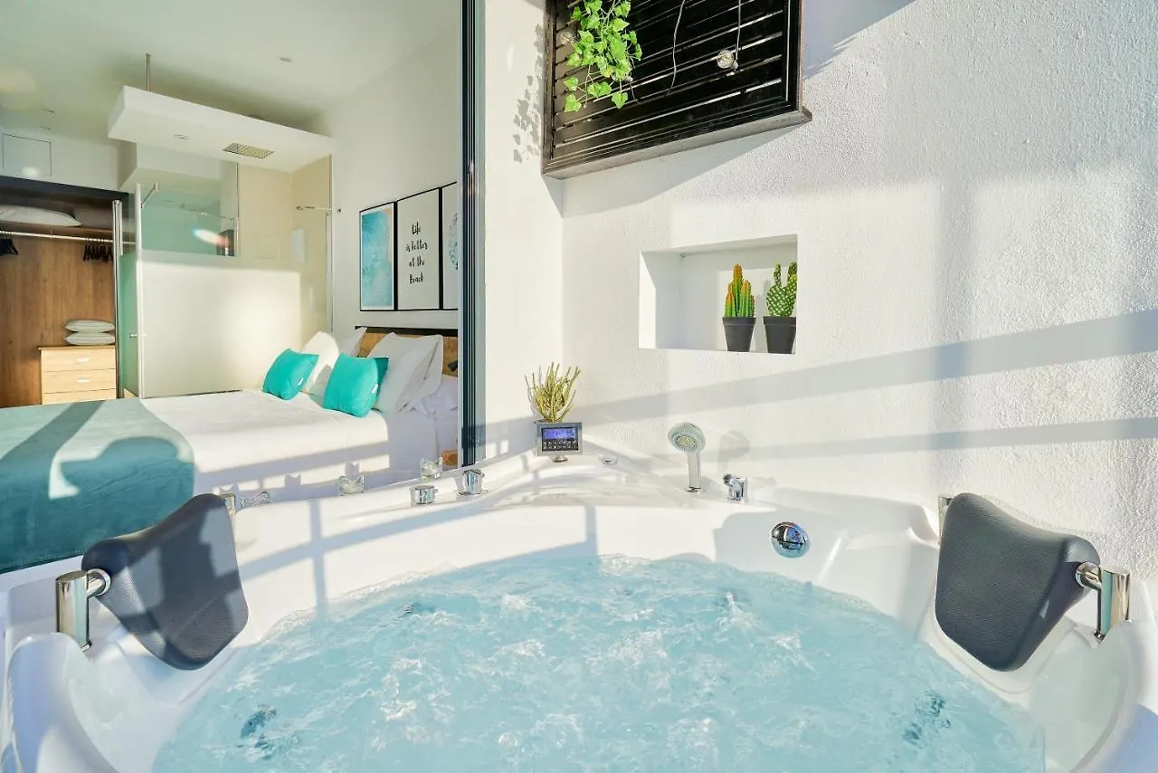 Suite Del Mar Luxury Apartment With Jacuzzi 토레몰리노스 0*,